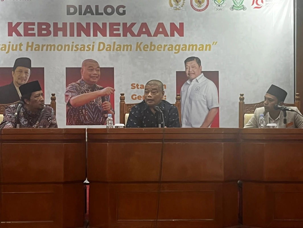 Pimpinan Daerah Pemuda Muhammadiyah (PDPM) dan Pimpinan Daerah Nasyiatul Aisyiah (PDNA) Kabupaten Malang menyelenggarakan Dialog Kebhinekaan.