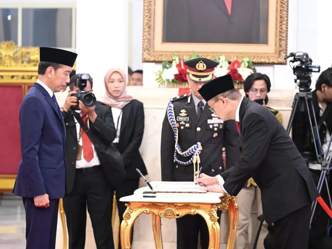 Presiden Jokowi Rombak Kabinet, Lantik Menteri Hukum dan HAM